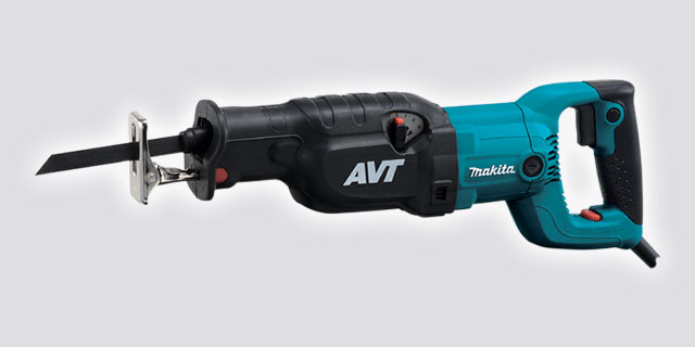 MAKITA JR3070CT SABRE SAW
